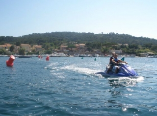  Descubrimiento de jet skis Giens 